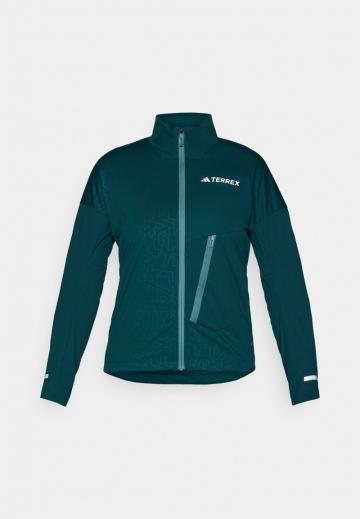 Спортивная куртка