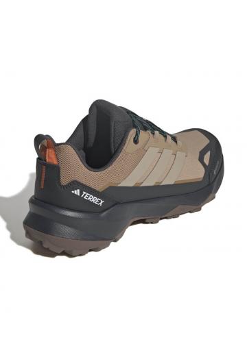 Походные кроссовки