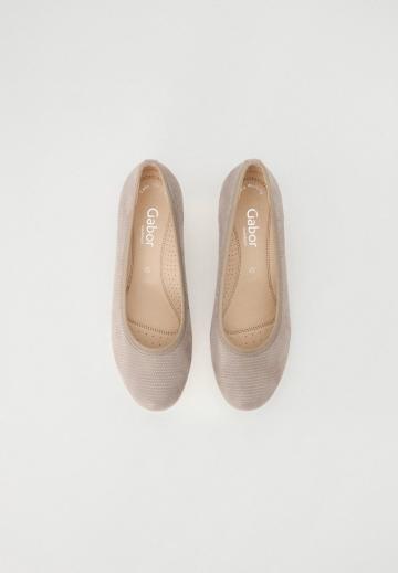 Спортивные балетки