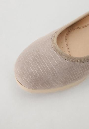 Спортивные балетки