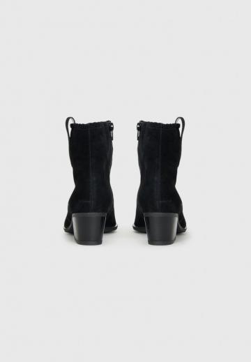 Ковбойские сапоги