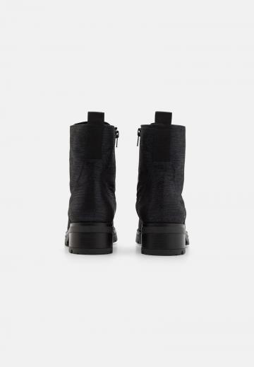 Широкие сапоги