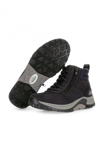 Ботинки на шнуровке