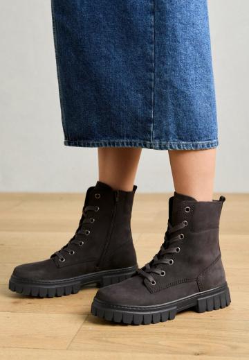 Широкие сапоги