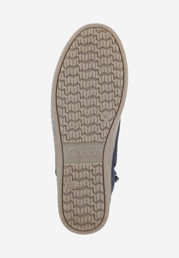 Сапожки на танкетке