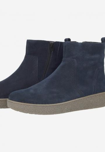 Сапожки на танкетке