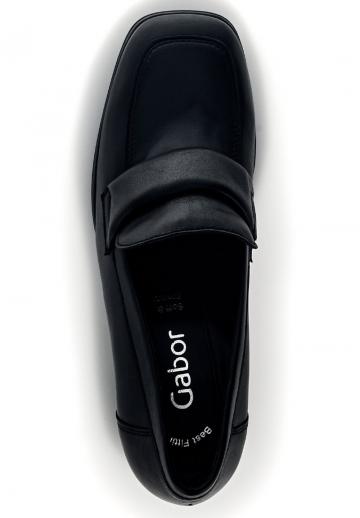 Туфли с высоким носом