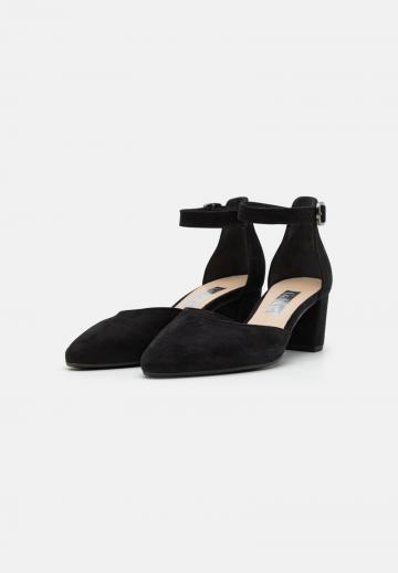 Туфли с ремешком