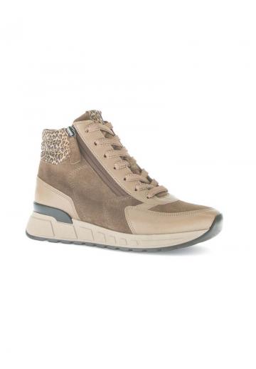 Широкие сапоги