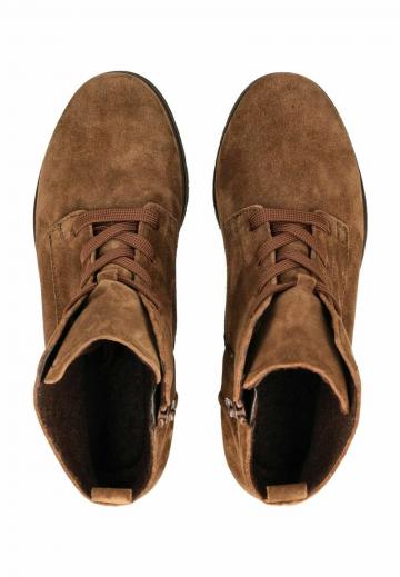 Широкие сапоги