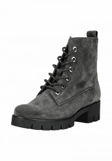 Ботинки на шнуровке