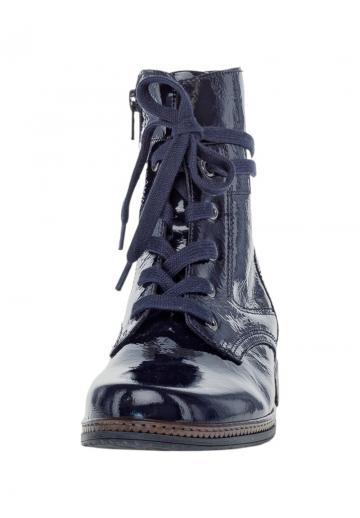 Ботинки на шнуровке