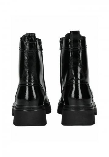 Ботинки на шнуровке