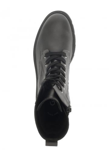 Ботинки на шнуровке