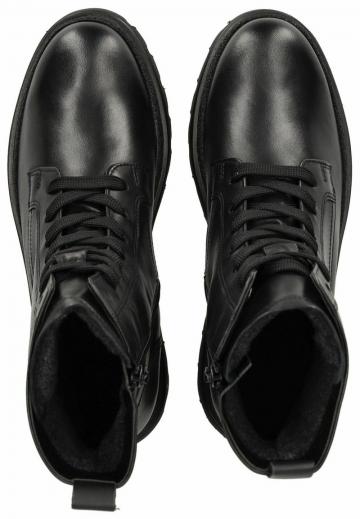 Ботинки на шнуровке