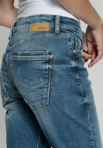 Короткие джинсы