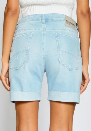 Джинсовые шорты