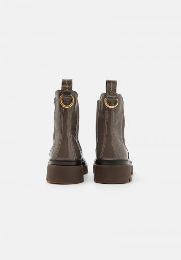 Ботинки челси