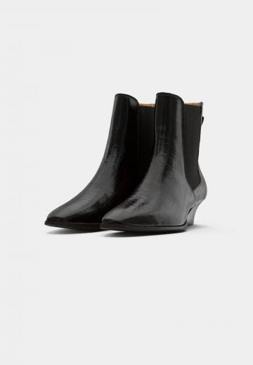 Ковбойские сапожки