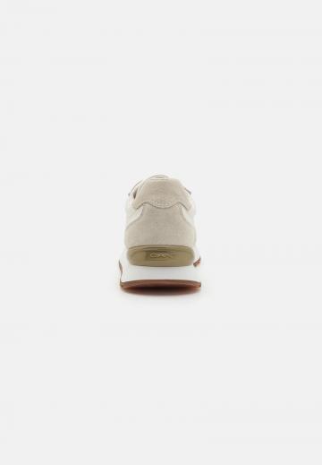 Гандбольные кроссовки