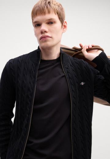 Вязаная кофта