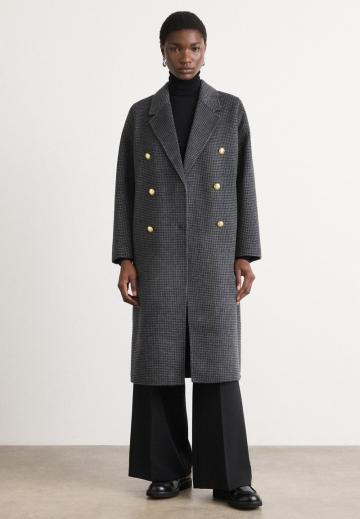 Шерстяное пальто