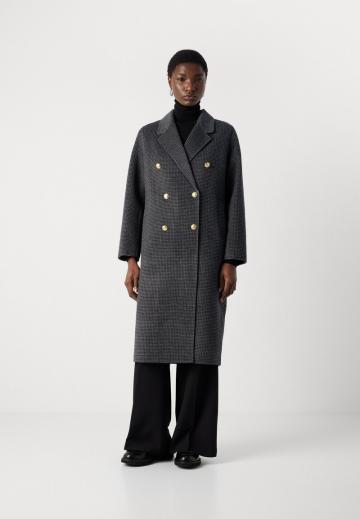 Шерстяное пальто