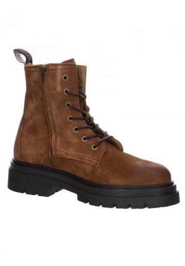 Ботинки на шнуровке