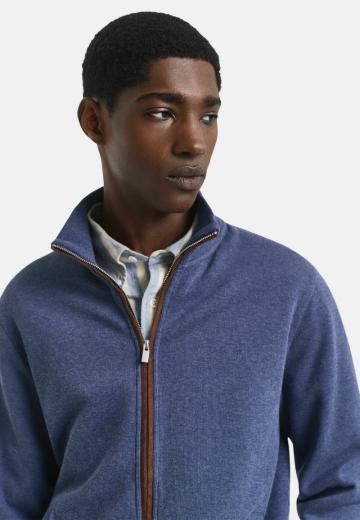 Вязаная кофта