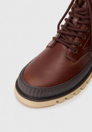 Зимние ботинки