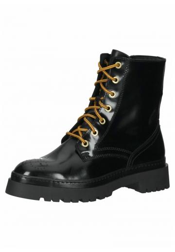 Ботинки на шнуровке