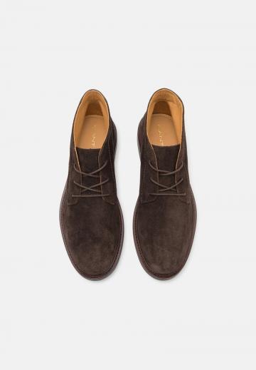 Ботинки на шнуровке