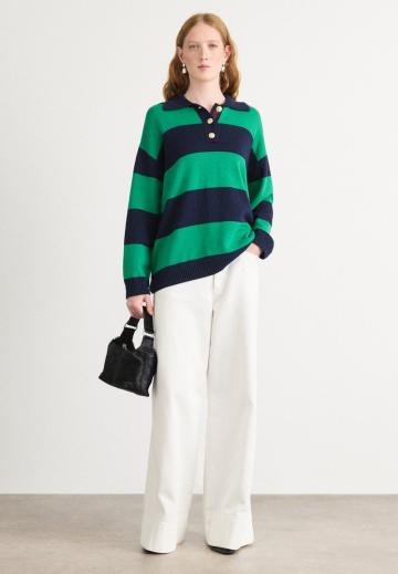 Пуловер с воротником поло