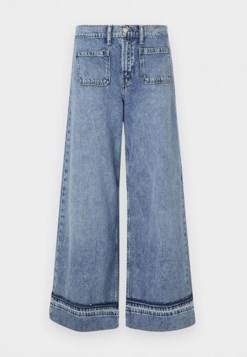 Свободные джинсы