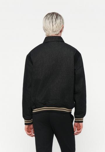 Куртка бомбер