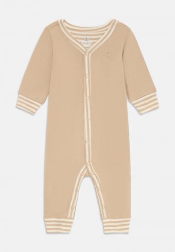 Набор одежды