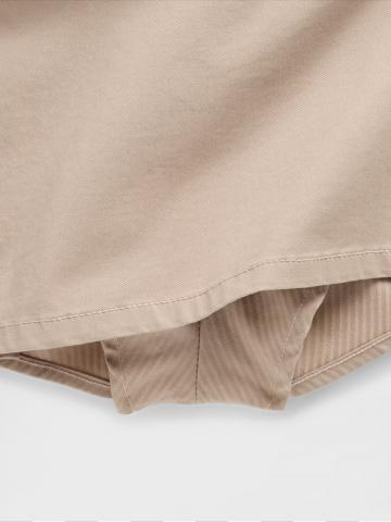 Юбка с накладными карманами