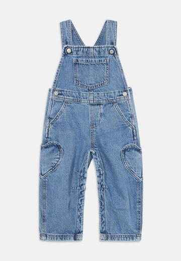 Набор одежды