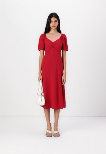 Летнее платье