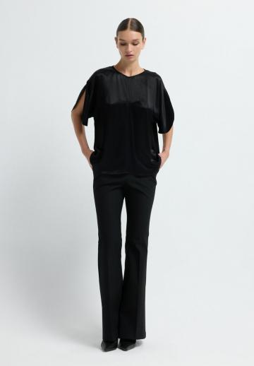 Атласная блузка