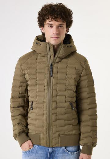 Зимняя куртка