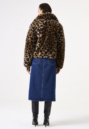 Зимняя куртка