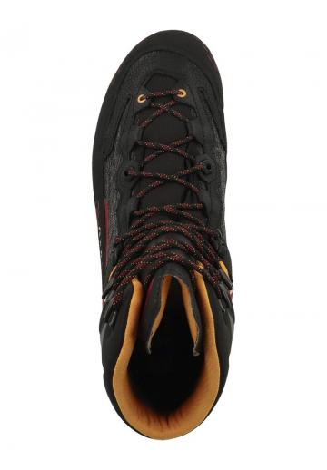 Походные ботинки