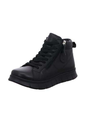 Ботинки на шнуровке