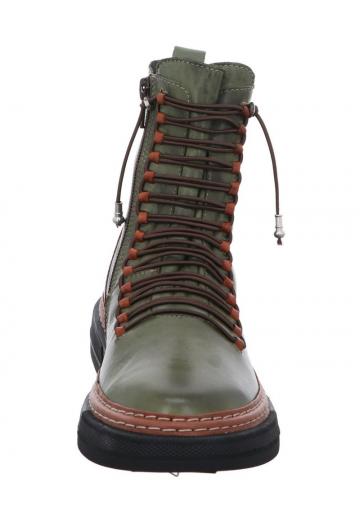Ботинки на шнуровке