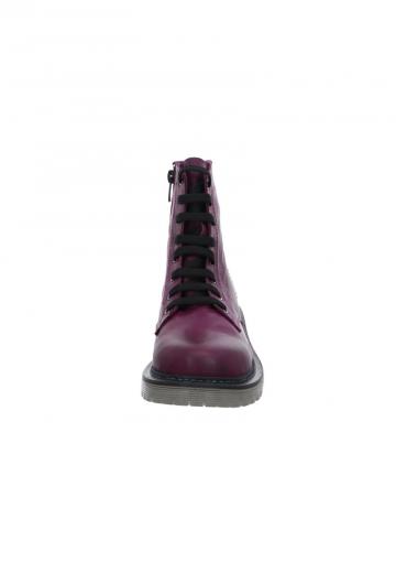 Ботинки на шнуровке