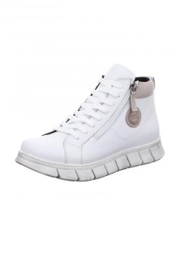 Ботинки на шнуровке