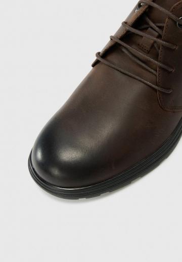 Ботинки на шнуровке