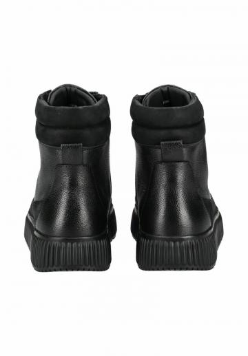 Ботинки на шнуровке