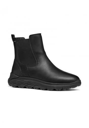 Сапожки на танкетке